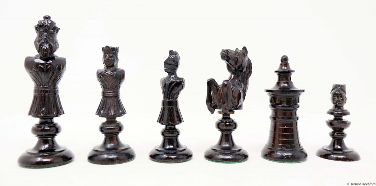 Antique Bust Chess Set