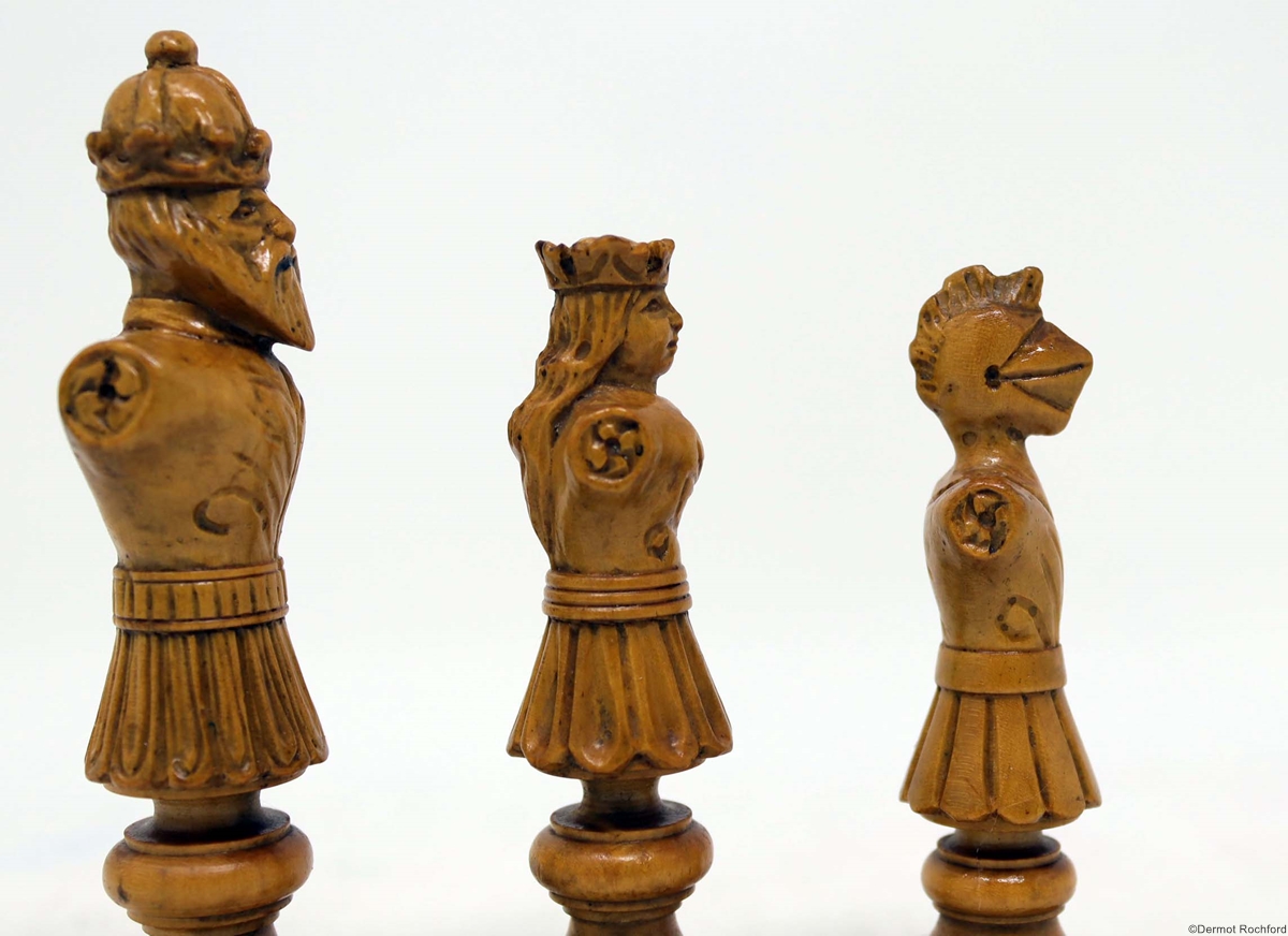 Antique Bust Chess Set