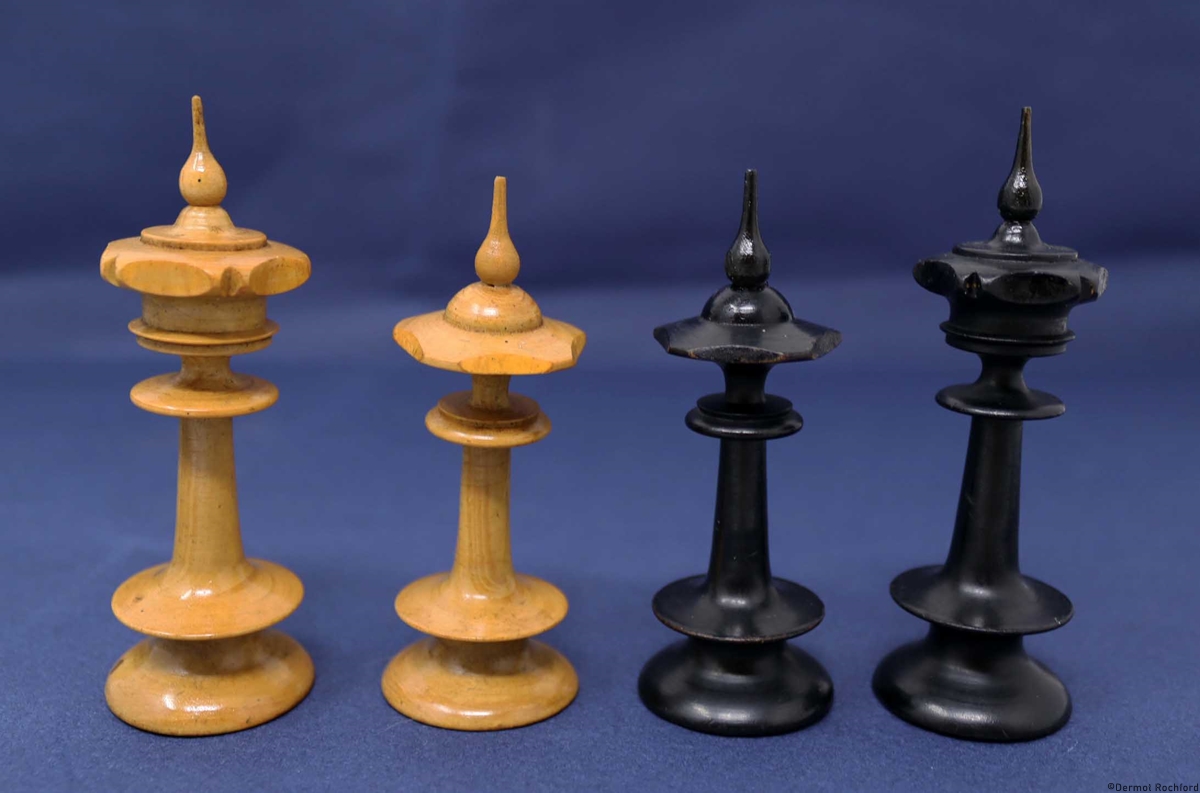 Antique Coffee House Chess Set