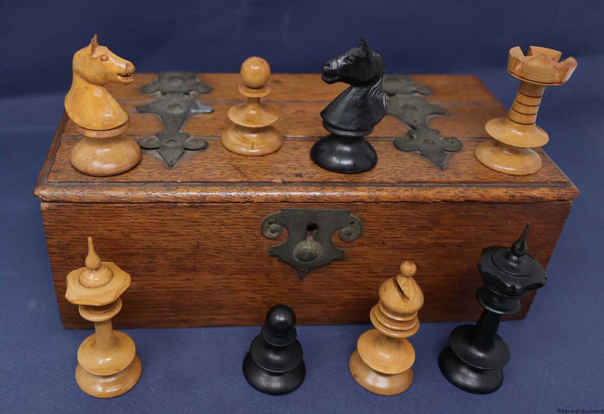 Antique Coffee House Chess Set