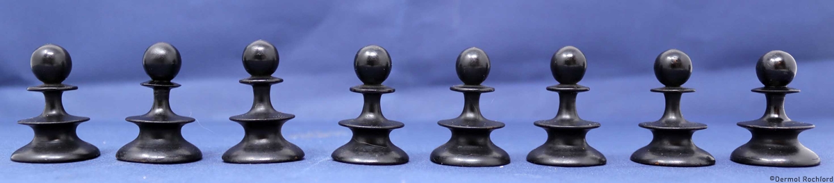 Antique Coffee House Chess Set