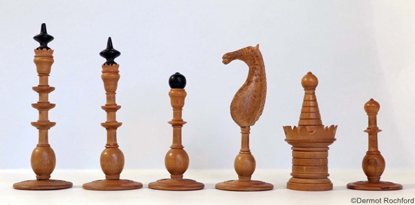 Antique Dutch chess set,