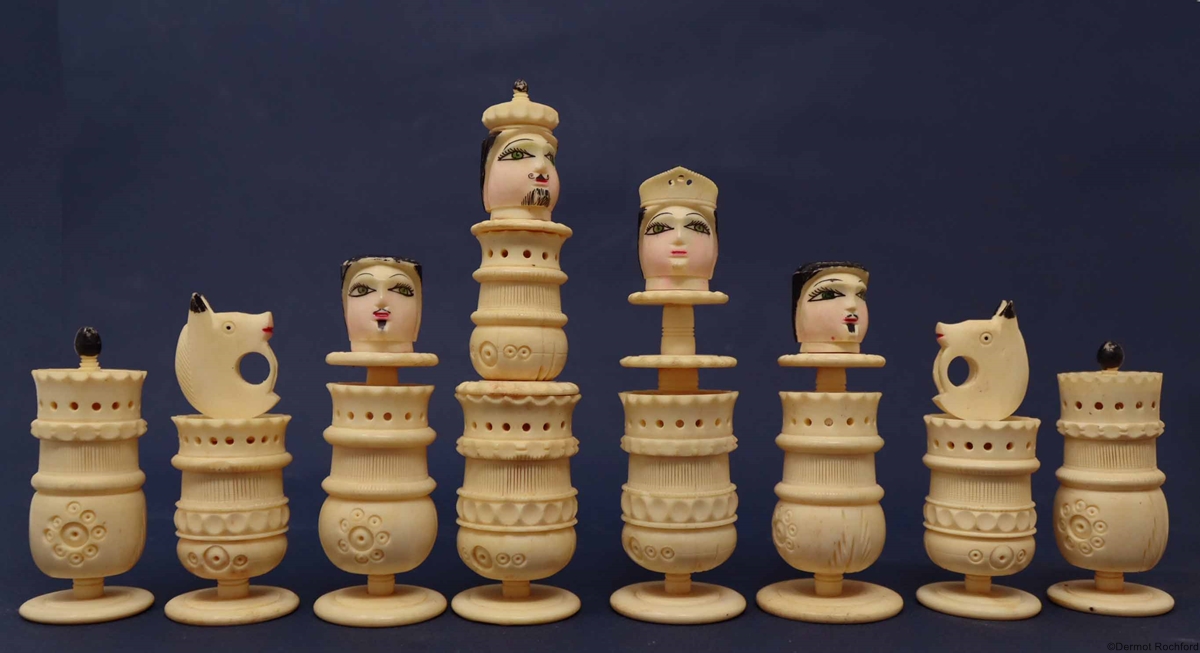 Antique Mexican Pulpit Chess Set